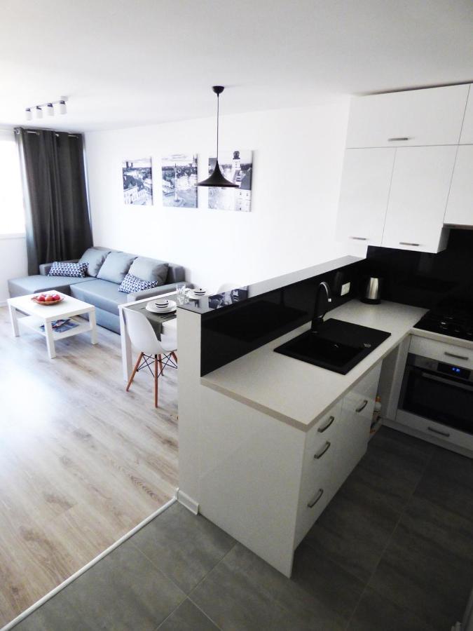 Plac Grzybowski Apartment Warsaw Exterior photo